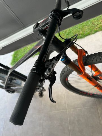 Used CUBE REACTION GTC SLT 2017 2017 Mountainbike, Black, 29, 27.5 — image 2 of 7