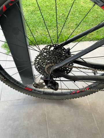 Used CUBE REACTION GTC SLT 2017 2017 Mountainbike, Black, 29, 27.5 — image 3 of 7