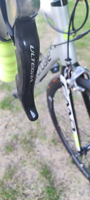 Used Cannondale CAAD12 Ultegra 2017 Road & Gravel, Light Gray — image 8 of 8