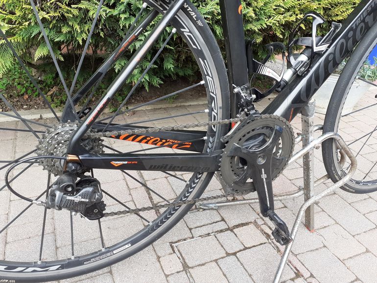 Used Wilier Cento1 SR 2016 Road & Gravel, Black — image 4 of 4