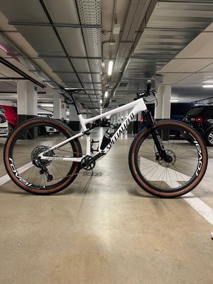 Specialized - Epic Pro 2023, 2023