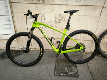 Used Planet X On One Maccatuskil GX12V 2017 Mountainbike, Green — image 2 of 4