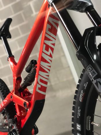 Used Commencal FURIOUS RIDE 2020 Mountainbike, Red — image 3 of 6