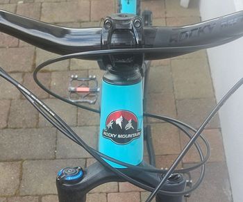 Used Rocky Mountain Altitude Alloy 30 2020 2020 Mountainbike, Blue, 27.5, 26 — image 5 of 7