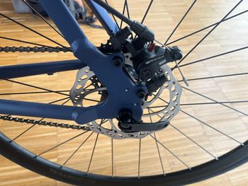 Used TRIBAN RC120 Disc Road Bike 2024 Road & Gravel, Blue — image 13 of 14