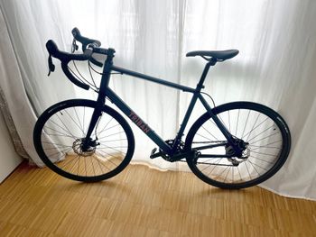 Used TRIBAN RC120 Disc Road Bike 2024 Road & Gravel, Blue — image 2 of 14