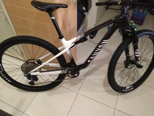 Canyon - Lux World Cup CF 6 2022, 2022