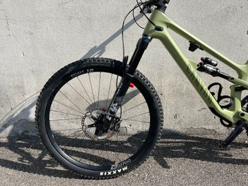 Canyon Spectral 125 CF 8 2022 2022 Mountainbike usato, Verde — immagine 5 di 5