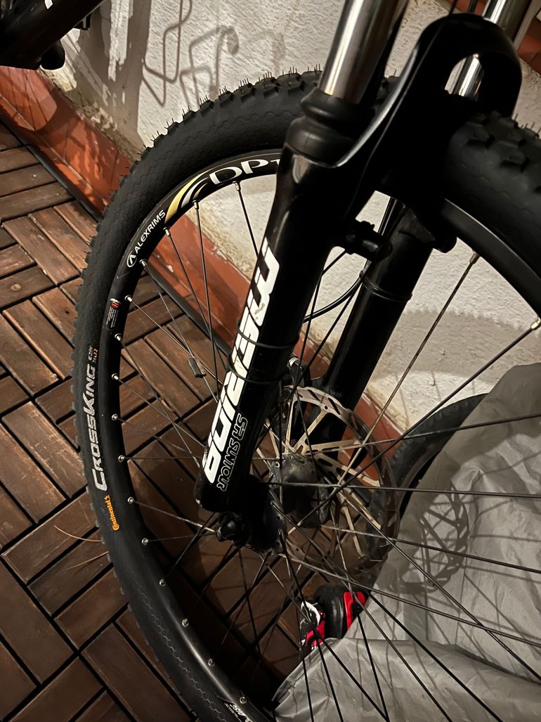 Used Merida Matts TFS 500 Mountainbike, Light Gray — image 3 of 4