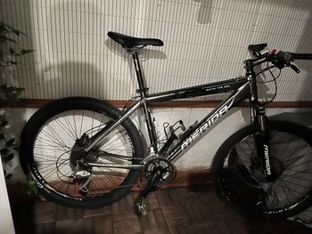 Used Merida Matts TFS 500 Mountainbike, Light Gray — image 1 of 4