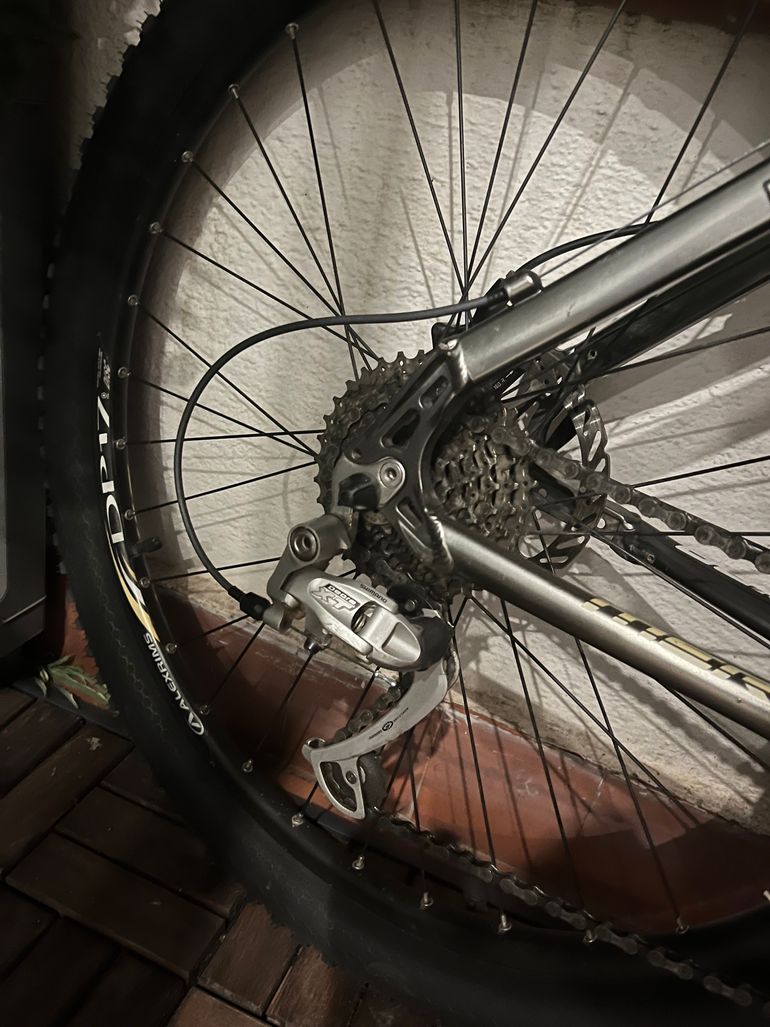 Used Merida Matts TFS 500 Mountainbike, Light Gray — image 2 of 4