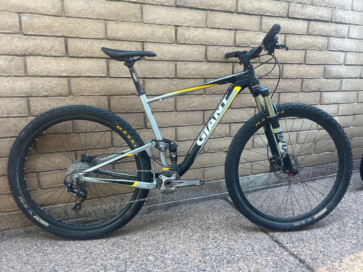 Giant fashion anthem 29er