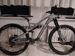 Specialized - Enduro Pro 650b 2019, 2019