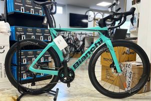 Bianchi - Oltre Comp Ultegra Di2, 2024