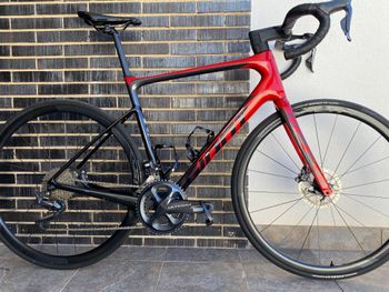 Giant - Defy Advanced Pro 1 2020, 2020