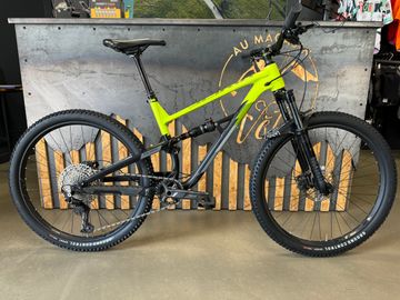 Used Polygon Siskiu D7 2024 2024 Mountainbike, Black, 27.5, 29 — image 1 of 3