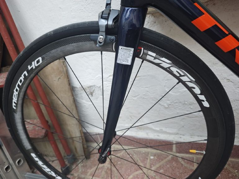 Used Trek Sl6 pro 2017 Road & Gravel, Blue — image 17 of 29