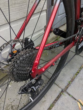 Used Trek Domane AL 5 Disc 2023 2023 Road & Gravel — image 10 of 12