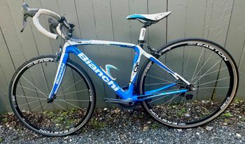 Used Bianchi Infinito Dura Ace 2012 Road & Gravel, Blue — image 3 of 10