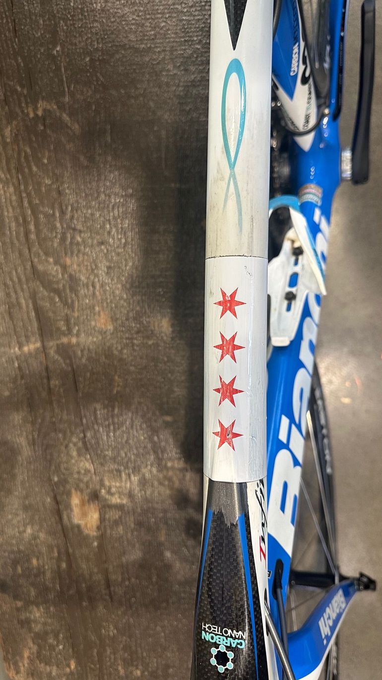 Used Bianchi Infinito Dura Ace 2012 Road & Gravel, Blue — image 7 of 10