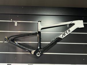 ARC8 - HT Frameset Frameset, 2024