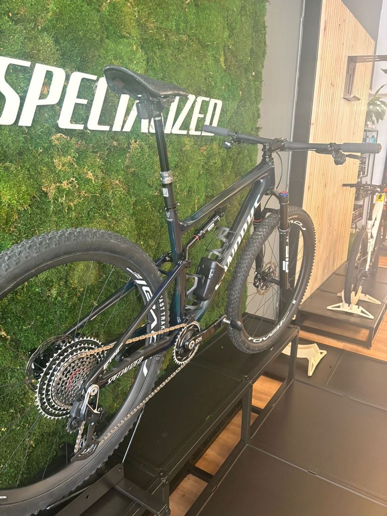 Gebrauchtes Specialized S-Works Epic LTD 2024 2024 Mountainbike, Schwarz, 29 — Bild 2 von 7