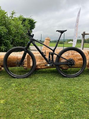 Trek - Top Fuel 9.8 2020, 2020