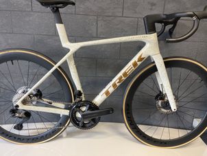 Trek - SLR 7 GEN 8, 2025