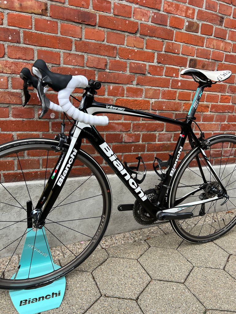 Bianchi Intenso Shimano Ultegra Carbon/7,6kg/30 Speed/Size 55/Good  