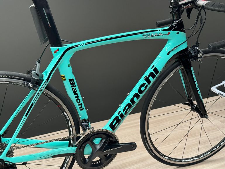 Gebrauchtes Bianchi Oltre XR3 - Ultegra 2017 Road & Gravel, Blau — Bild 6 von 8