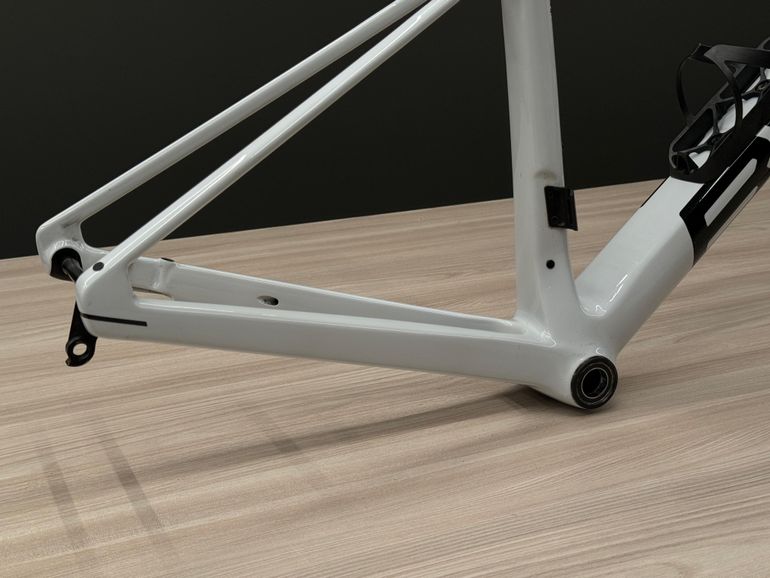 BMC Teammachine SLR 01 Frameset 2023 Road & Gravel usato, Bianco — immagine 4 di 5