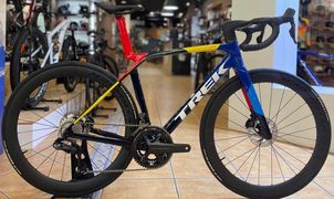 Trek - Madone SLR 7 Gen 8, 2025