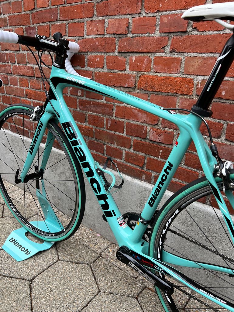 Bianchi Intenso Carbon Shimano Ultegra 11x2 7 9kg Size 55 Fulcrum Good Condition gebraucht kaufen 55 cm buycycle