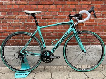 Bianchi - Intenso Carbon Shimano Ultegra 11x2/7,9kg/Size 55/Fulcrum/Good Condition!, 2019