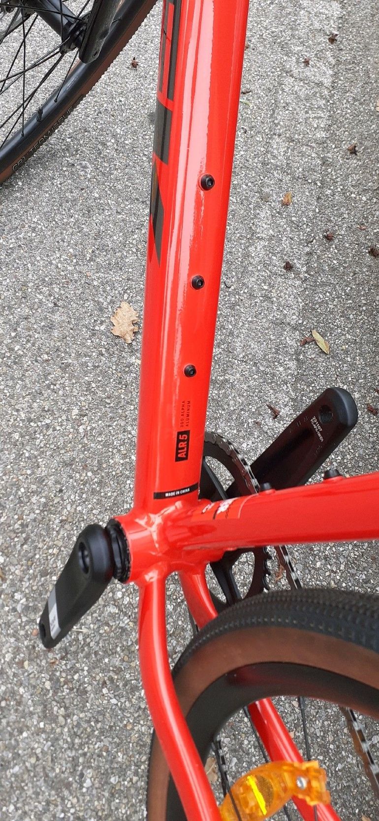 Used Trek Checkpoint ALR 5 2024 2024 Road & Gravel — image 7 of 8