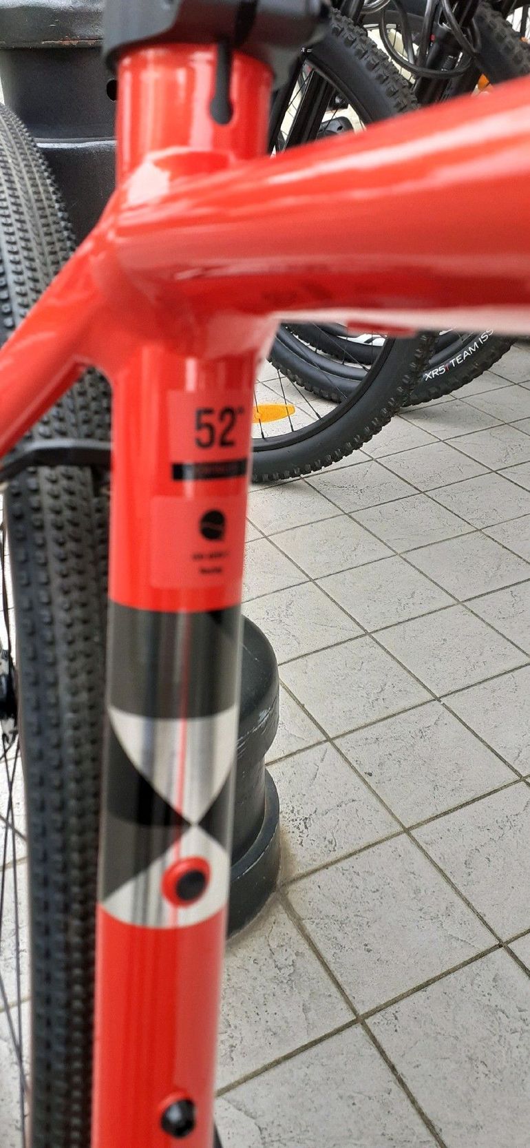 Used Trek Checkpoint ALR 5 2024 2024 Road & Gravel — image 4 of 8