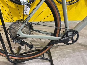 Used CUBE NUROAD C:62 PRO 2023 2023 Road & Gravel, Light Gray — image 3 of 4