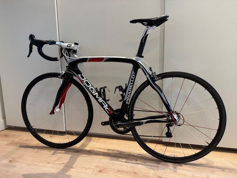 Used Pinarello Dogma 2 Frameset 2014 Road & Gravel — image 2 of 22