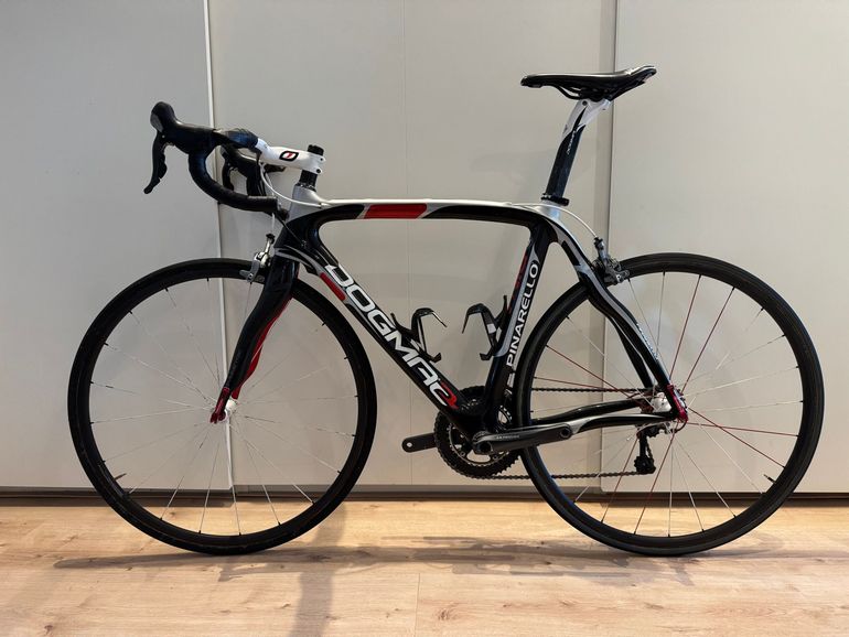 Used Pinarello Dogma 2 Frameset 2014 Road & Gravel — image 1 of 22