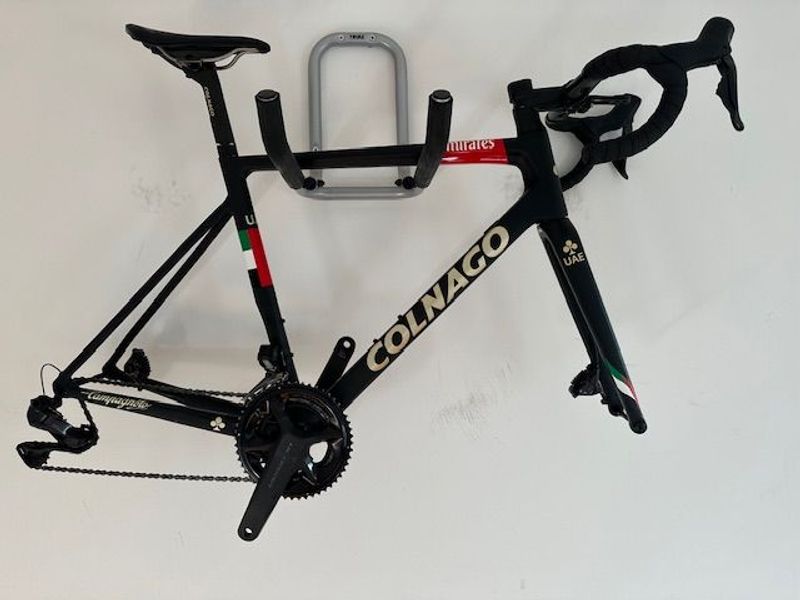 Used Colnago V3-RS Disc Frameset 2021 2021 Road & Gravel, Black — image 1 of 3