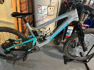 Santa Cruz - Bronson S Plus / Carbon C / 27.5 2019, 2019