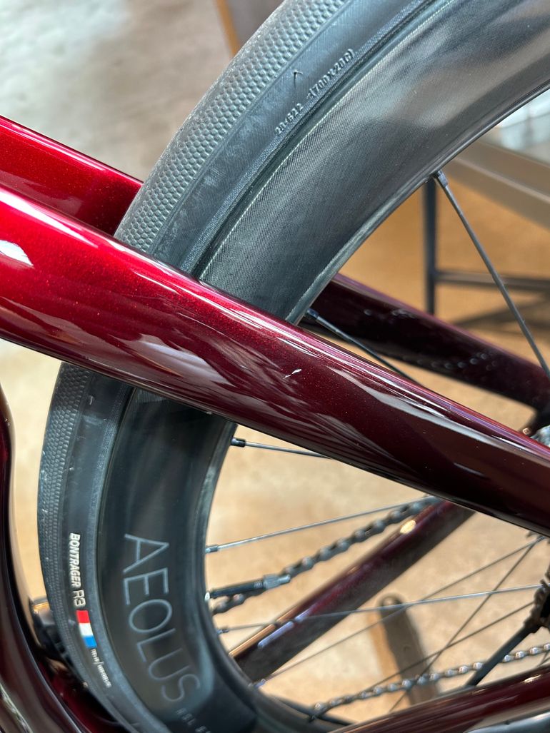 Used Trek Madone SLR 7 Gen 7 2023 2023 Road & Gravel, Red — image 14 of 14