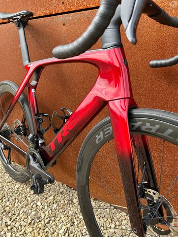 Used Trek Madone SLR 7 Gen 7 2023 2023 Road & Gravel, Red — image 6 of 14