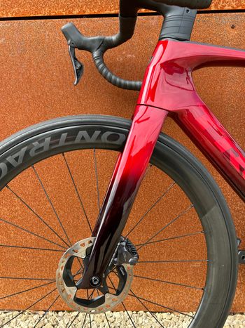 Used Trek Madone SLR 7 Gen 7 2023 2023 Road & Gravel, Red — image 10 of 14