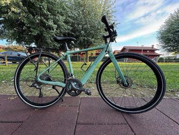 Used Orbea GAIN F25 20mph 2020 2020 Road & Gravel, Green — image 2 of 7