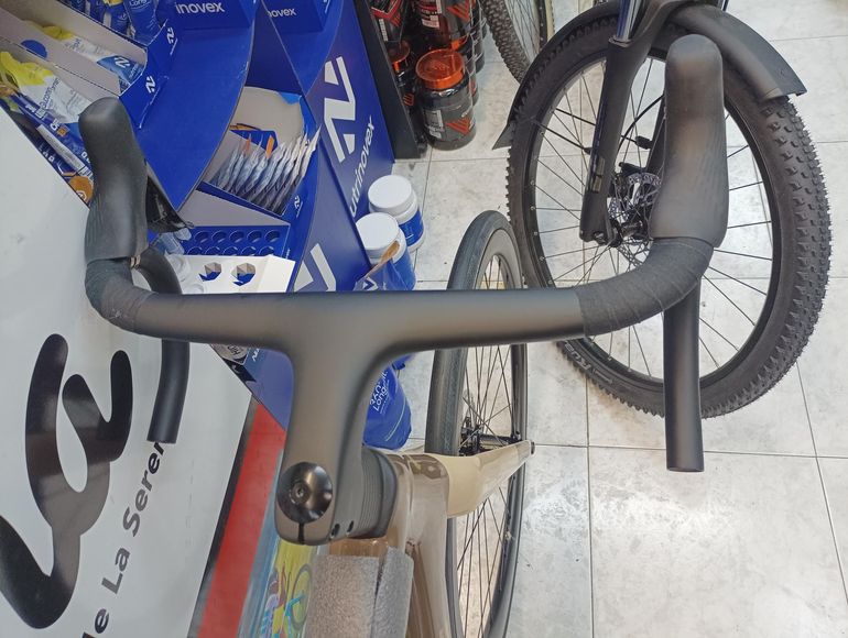 Used WILIER RAVE SL 2025 Road & Gravel, White — image 5 of 5