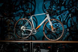 Superior - X-Road Team Issue Di2 GR, 2024