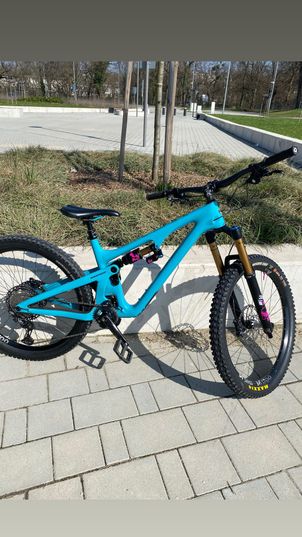 Yeti - SB140 T1, 2021