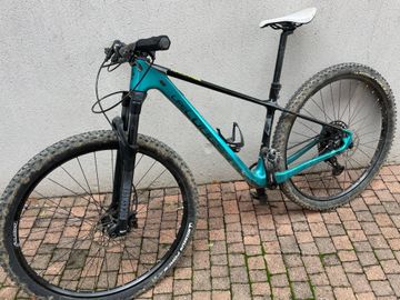 Used Lee Cougan Custom 2023 Mountainbike, Blue — image 15 of 21