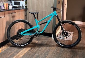 YT Industries - Primus, 2024